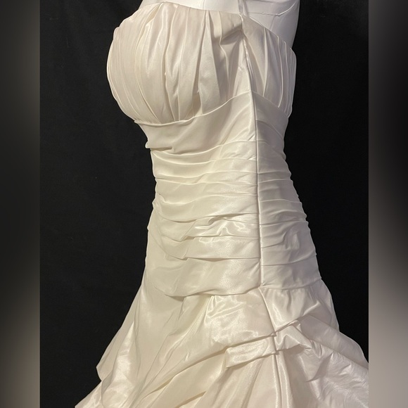 Mori Lee by Madeline Gardner Pleated Bodice Ruched Ball Gown Wedding Dress Sz 16 - Picture 12 of 15
